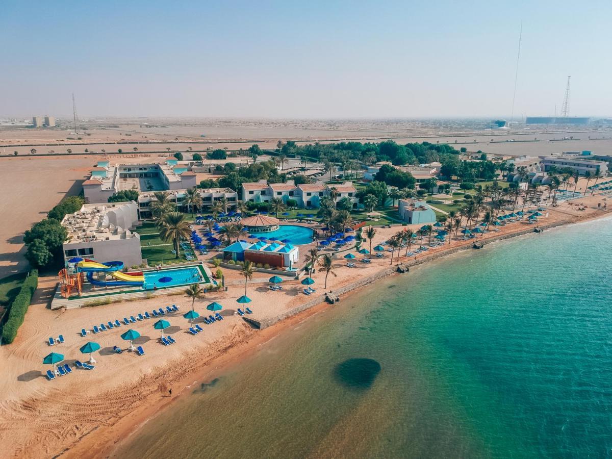 Bm Beach Resort Ras al-Khaimah Exterior photo