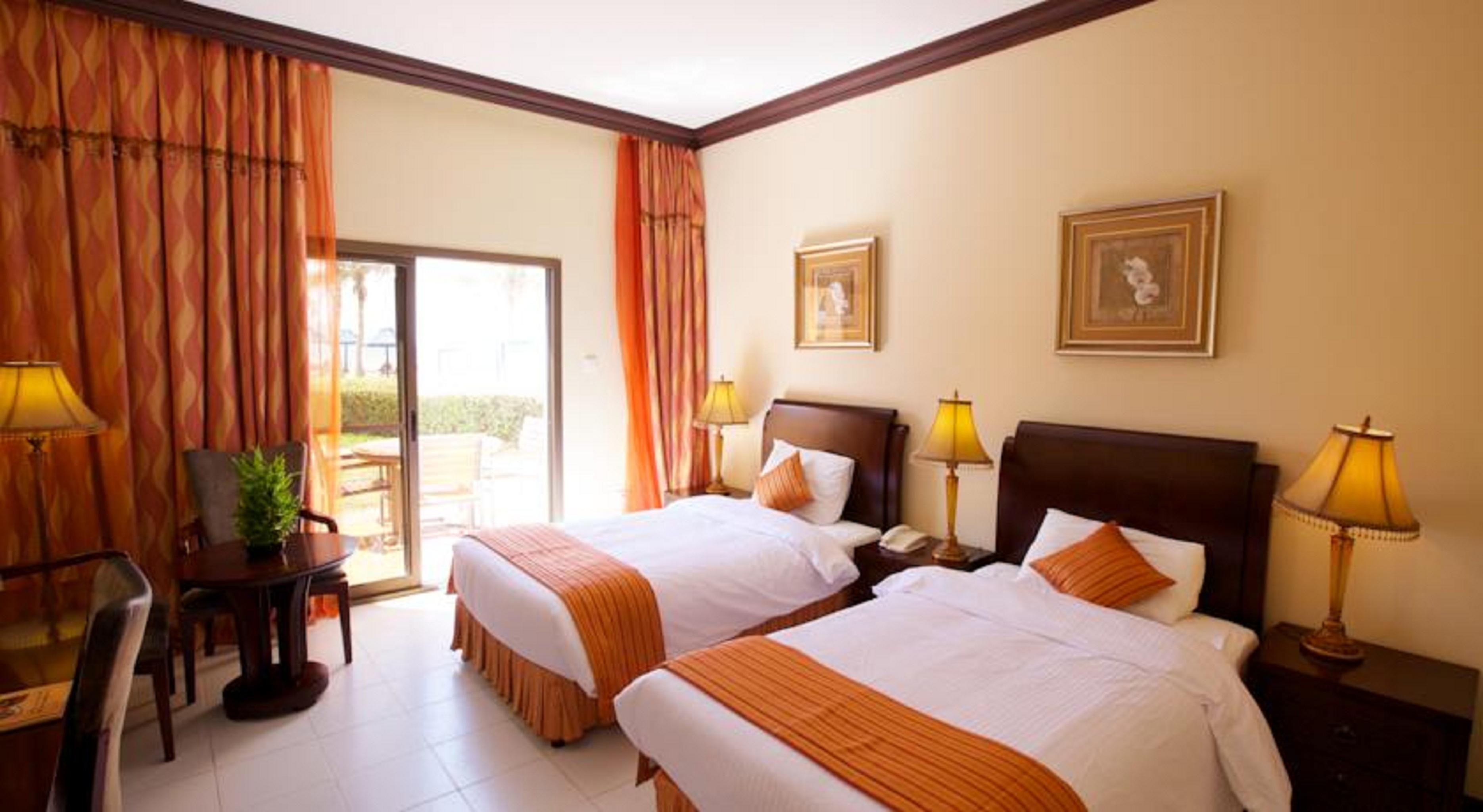 Bm Beach Resort Ras al-Khaimah Exterior photo