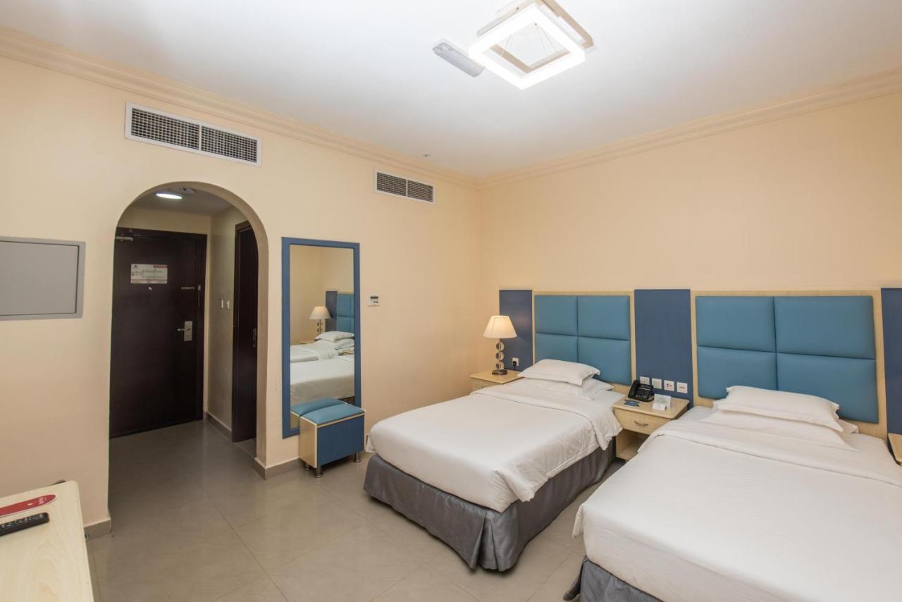 Bm Beach Resort Ras al-Khaimah Exterior photo